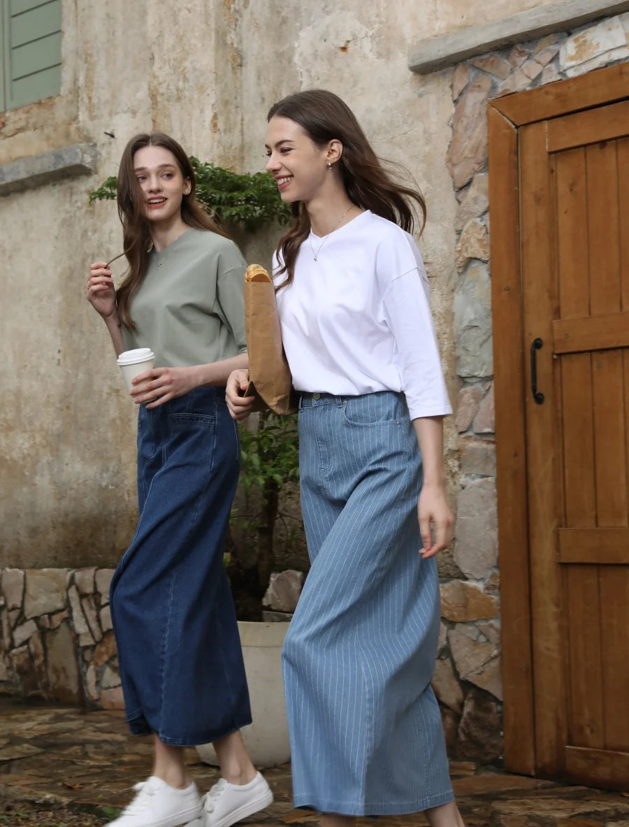 AS 2025 summer loose design drop sleeves boxy Tee V neck casual style  high quality  fabric woman clothes